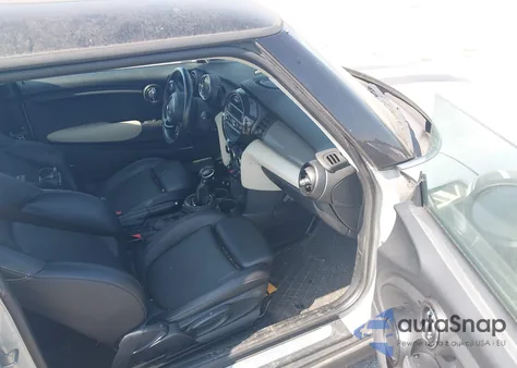 2014 Mini Hardtop Cooper из США, поврежденный, VIN WMWXM5C59ET932692